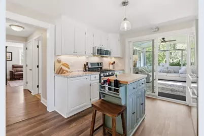 14 Walnut Rd, Chelmsford, MA 01824 - Photo 6