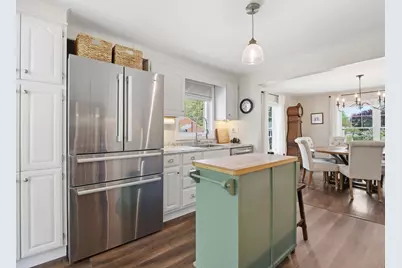 14 Walnut Rd, Chelmsford, MA 01824 - Photo 4