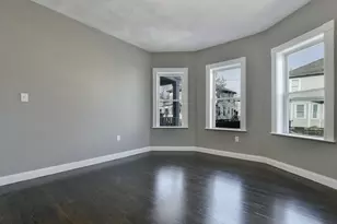 26 Elder St, Boston, MA 02125 - Photo 14