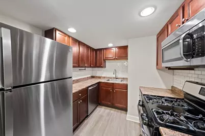 6 Kingswood Dr #11, Abington, MA 02351 - Photo 2