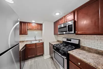 6 Kingswood Dr #11, Abington, MA 02351 - Photo 6