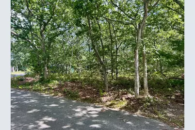 5 Candlemaker Circle, Edgartown, MA 02539 - Photo 1