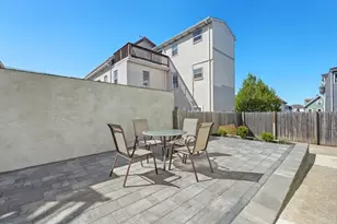 3 Hillside Ave, Somerville, MA 02145 - Photo 16