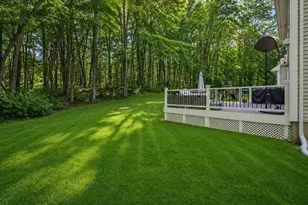 18 Yorkshire Pl, East Longmeadow, MA 01028 - Photo 2