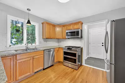 18 Yorkshire Pl, East Longmeadow, MA 01028 - Photo 8