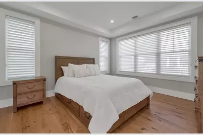 22 Harvard St, Somerville, MA 02143 - Photo 14