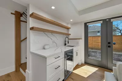 22 Harvard St, Somerville, MA 02143 - Photo 28