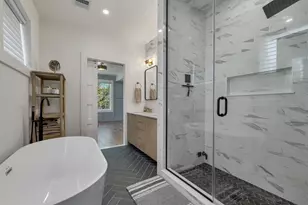 22 Harvard St, Somerville, MA 02143 - Photo 14