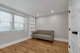 22 Harvard St, Somerville, MA 02143 - Photo 32