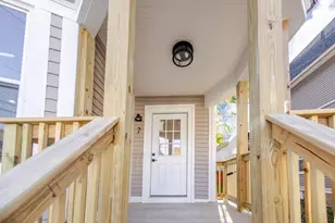 7 Florence St, Putnam, CT 06260 - Photo 2