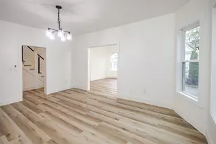 7 Florence St, Putnam, CT 06260 - Photo 6