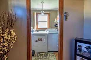 321 Embert St, Fall River, MA 02721 - Photo 12