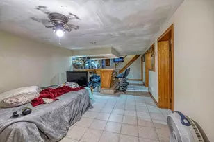 321 Embert St, Fall River, MA 02721 - Photo 16