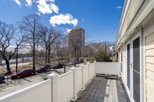 239 Mt Auburn St, Cambridge, MA 02138 - Photo 16