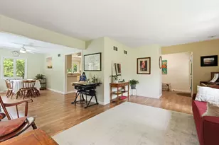 55 Mechanic St, Amherst, MA 01002 - Photo 8