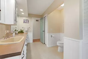 55 Mechanic St, Amherst, MA 01002 - Photo 22