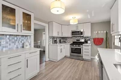 10 Trenton St, Yarmouth, MA 02673 - Photo 8
