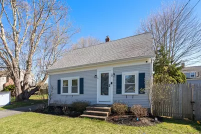 10 Trenton St, Yarmouth, MA 02673 - Photo 2