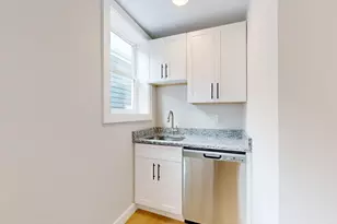 225 E Eagle St, Boston, MA 02128 - Photo 14