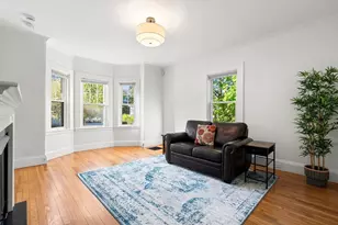 31 Station St, Quincy, MA 02169 - Photo 8