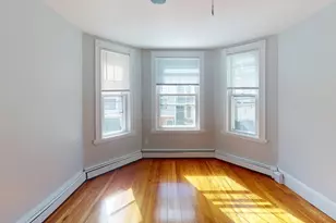 114 Falcon St, Boston, MA 02128 - Photo 2