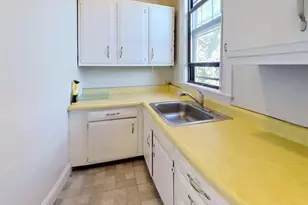 52 Clark Ave, Chelsea, MA 02150 - Photo 10