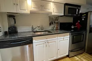 124 Beacon St, Boston, MA 02116 - Photo 12