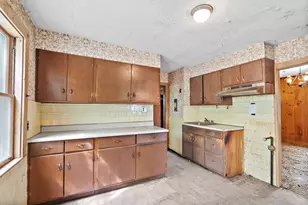 13 Riverbank Rd, Maynard, MA 01754 - Photo 12
