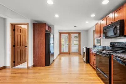 247 Lebanon St, Melrose, MA 02176 - Photo 2