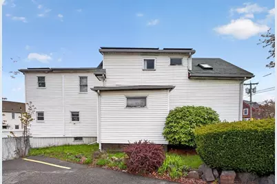8 Essex St, Swampscott, MA 01907 - Photo 16