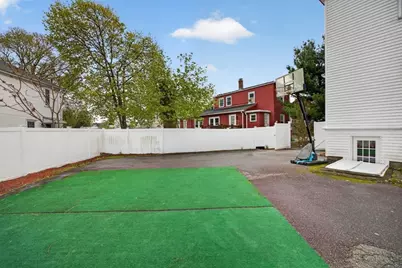 8 Essex St, Swampscott, MA 01907 - Photo 14