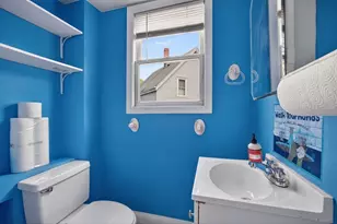 8 Essex St, Swampscott, MA 01907 - Photo 24