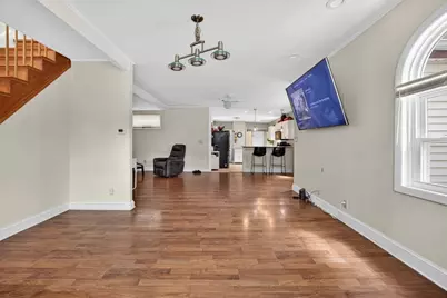 8 Essex St, Swampscott, MA 01907 - Photo 2
