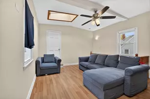 8 Essex St, Swampscott, MA 01907 - Photo 12