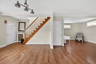8 Essex St, Swampscott, MA 01907 - Photo 4