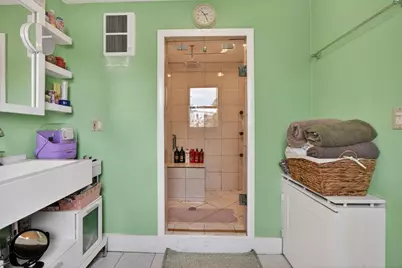 8 Essex St, Swampscott, MA 01907 - Photo 12