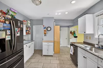 8 Essex St, Swampscott, MA 01907 - Photo 6