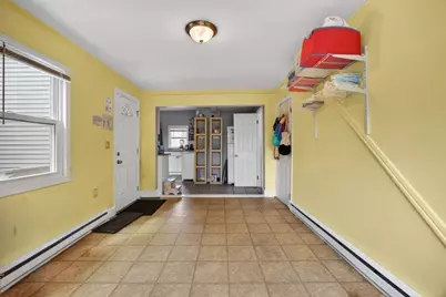 8 Essex St, Swampscott, MA 01907 - Photo 10