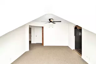 37 Wilbur St, Taunton, MA 02780 - Photo 8
