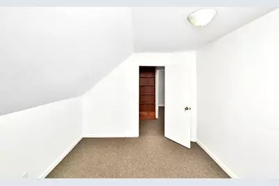 37 Wilbur St #2, Taunton, MA 02780 - Photo 4