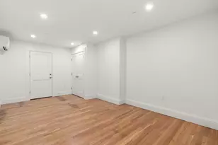 389 Commonwealth Ave, Boston, MA 02115 - Photo 8