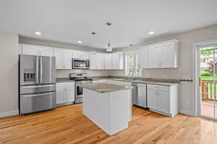 131 Pilling St, Haverhill, MA 01832 - Photo 6
