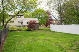 131 Pilling St, Haverhill, MA 01832 - Photo 34
