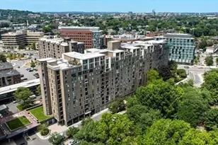 77 Pond Ave, Brookline, MA 02445 - Photo 8