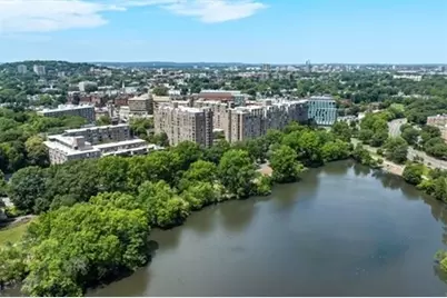 77 Pond Ave #307, Brookline, MA 02445 - Photo 8