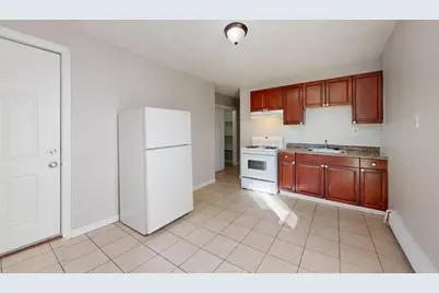 163-165 Hichborn Street #2, Revere, MA 02151 - Photo 16