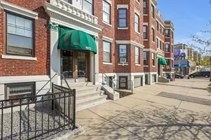 1572 Commonwealth Ave, Boston, MA 02135 - Photo 6