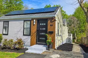 44 Vernon St, Rockland, MA 02370 - Photo 1
