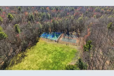 23 South Village, Tolland, MA 01034 - Photo 12