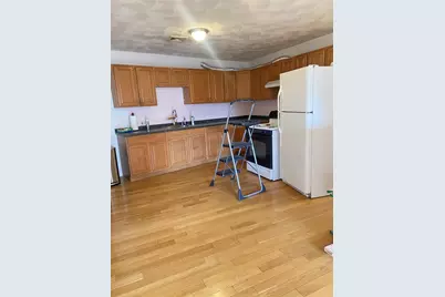 321 Essex St #B2, Lynn, MA 01902 - Photo 2